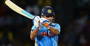 Captain Dhoni steadies India with fluent fifty in 3rd ODI