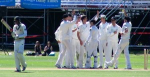 New_Zealand_cricket_team,_Shoaib_Malik,_Dunedin,_NZ,_2009