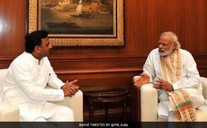 Akhilesh meets PM