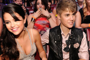 Selena Gomez, Justin Bieber win at Teen Choice Awards