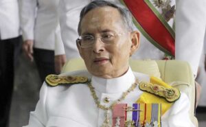 modi-condoles-thailand-kings-demise