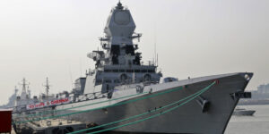 parrikar-commissions-ins-chennai-into-indian-navy