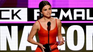selena-gomez-does-not-want-validation-anymore