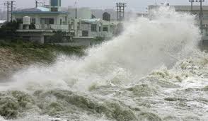 China issues highest warning over typhoon