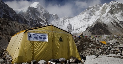 86 Tourists rescued near Mt Everest