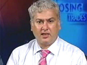 Expect positive up move on commodities: Prakash Diwan, Altamount Capital Management