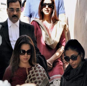Bollywood actors Tabu ,Sonali Bendre, and Neelam to appear in court on Friday