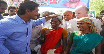 Jagan Reddy begins indefinite fast, to challenge Andhra Pradesh division decision in SC