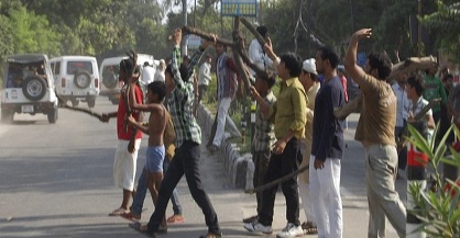 Three killed in Muzaffarangar clashes