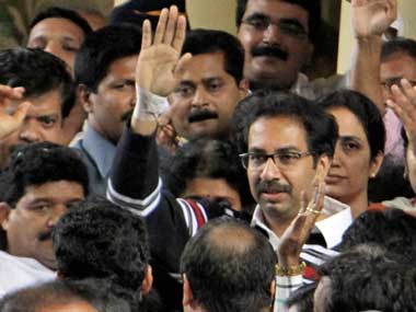 Keep off cricket, Thackeray tells politicians