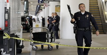One killed, two wounded in Los Angeles Airport shooting