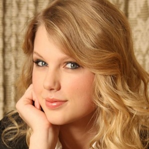 Taylor Swift helps fans against bullying