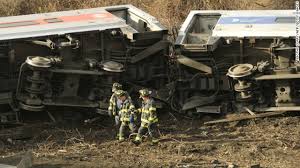 New York train derails killing four, sixty seven injured