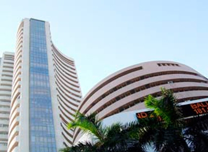 Sensex trades flat during early session