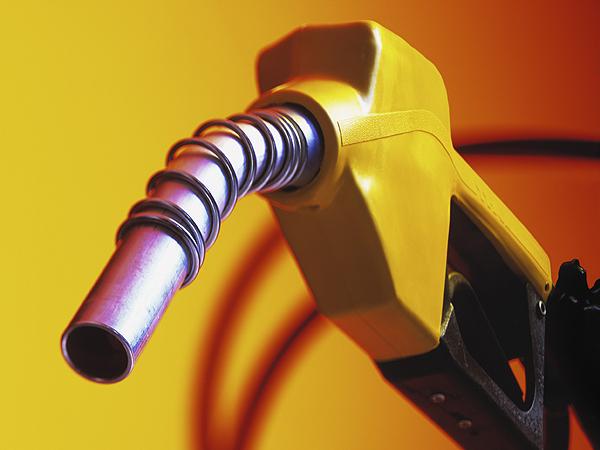 Diesel under-recovery falls to Rs.7.16 a litre