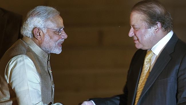 Modi, Sharif discuss India-Pakistan ties