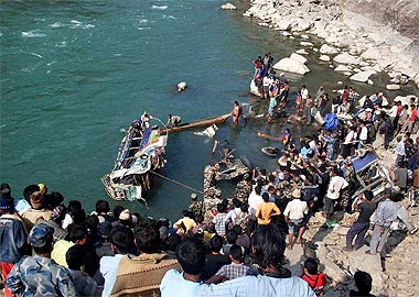 17 Indians killed in Nepal as bus falls in river