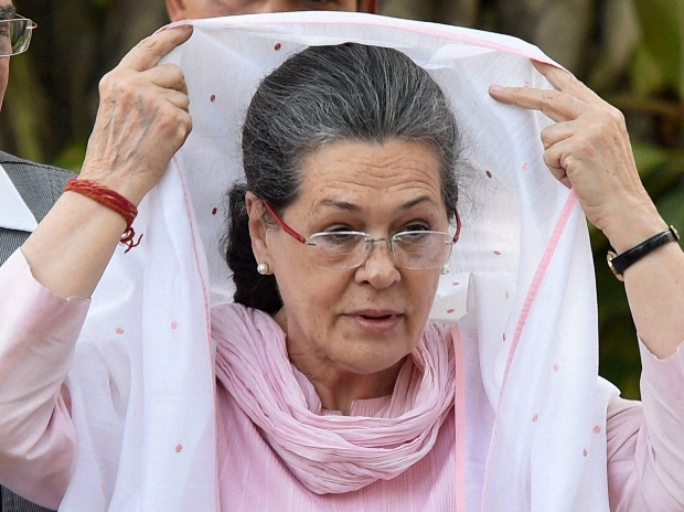Sonia offers BJP to make revelations AgustaWestland deal