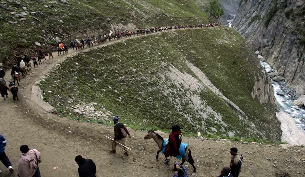 Amarnath Yatra Suspended in Kashmir