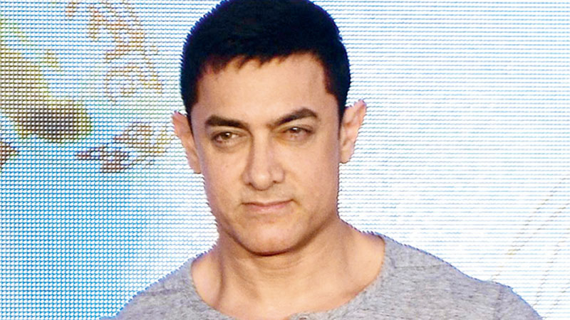 Aamir Khan ready to back film on surrogacy