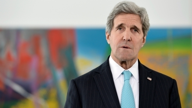 John Kerry’s cavalcade caught in visitors jam