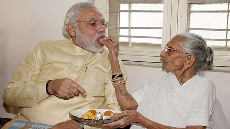 Modi celebrates birthday together with his mom