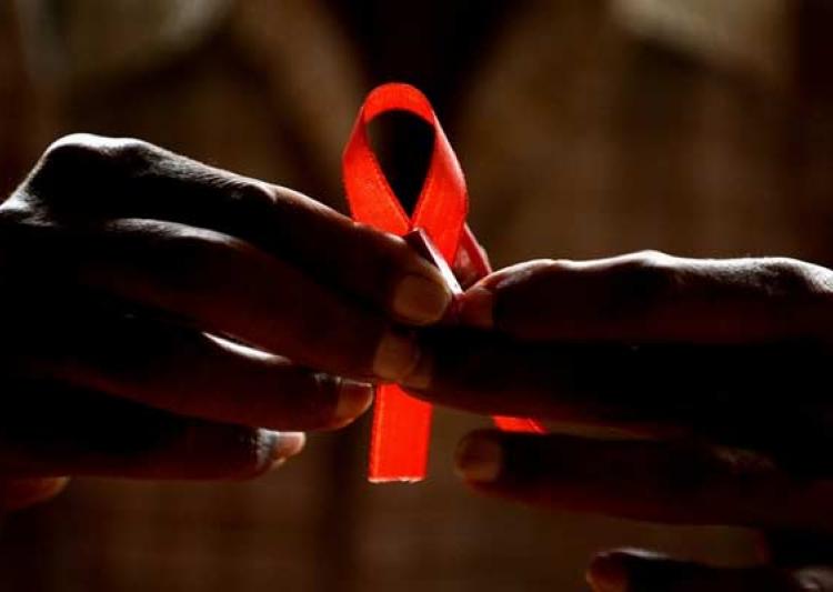 Why 1.1 mn HIV+ve Indians do not get medicine they want
