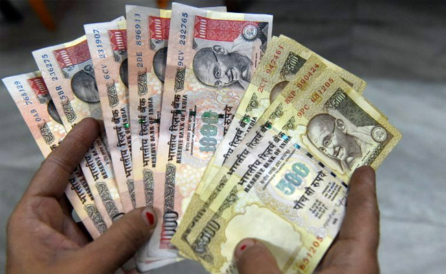 Old currency notes may be deposited in post-office accounts