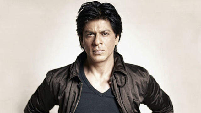 SRK likes working with male directors with women-like sensitivity