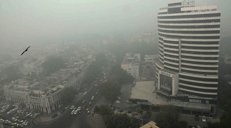 Smog shrouds Delhi as particulate matter hits record level