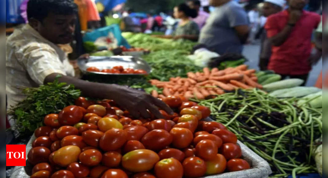 Retail inflation stays near 7%, more rate hikes seen