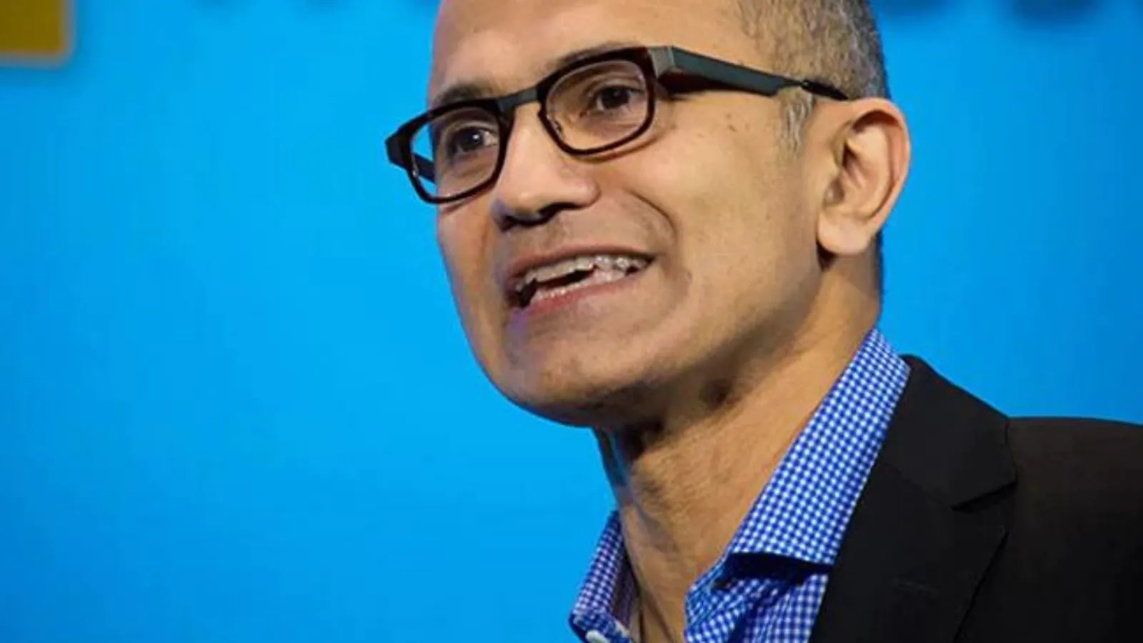 Microsoft Set To Lay Off Employees Amid Global Slowdown